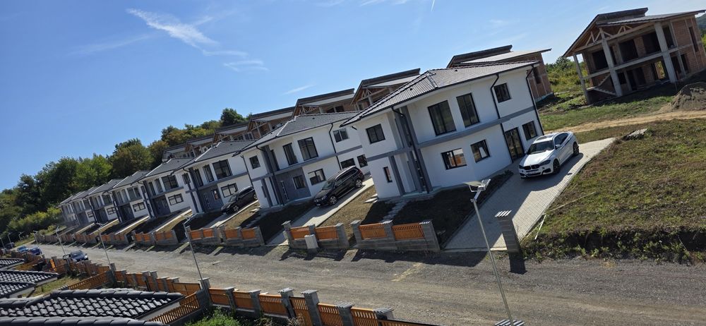 Case de vanzare. Panorama Residence