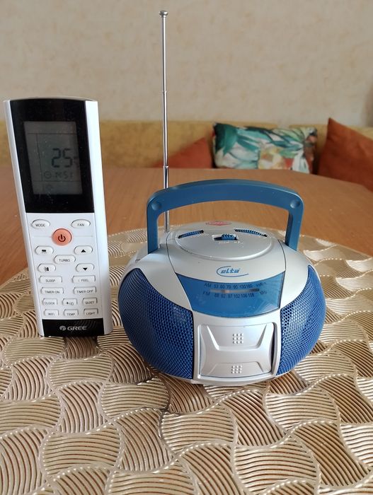 Малък транзистор