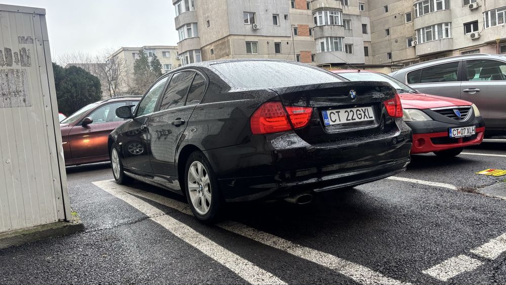 BMW 318i benzină