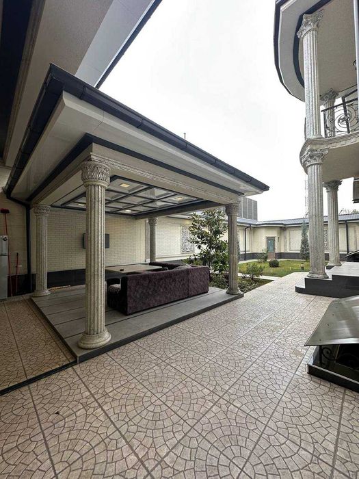 Янги Хает. Шокир арик махалласи. 4.8 сотих 9 хонали шинам уй сотаман.