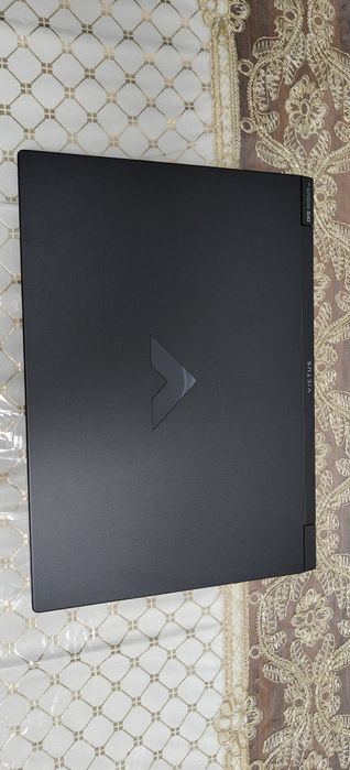 HP Victus new yengi