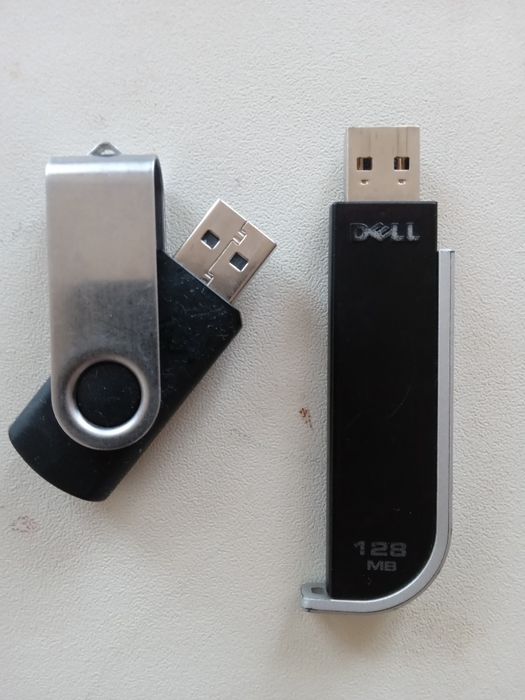 Продам Флэшка 128мв
