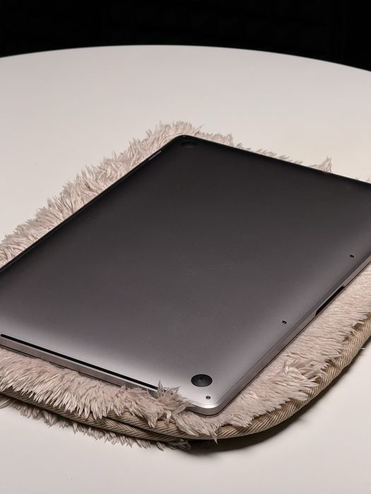 Macbook Pro 16 i9 16gb/1tb 5500xt 4gb