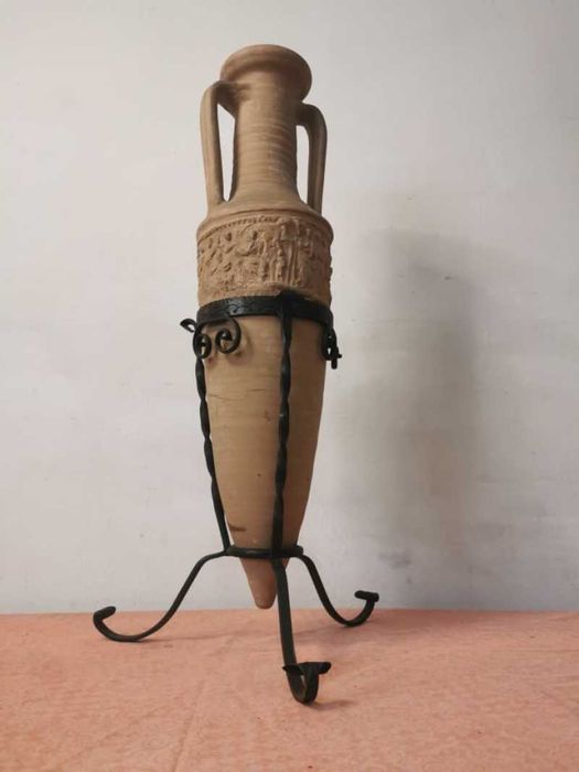 Vaza cu tenta greceasca