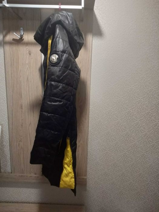 Продам куртку осенюю