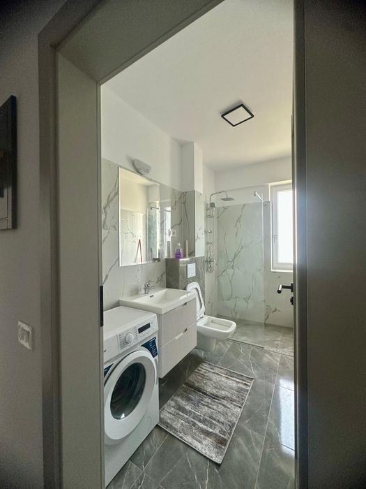 Inchiriez apartament cu doua camere