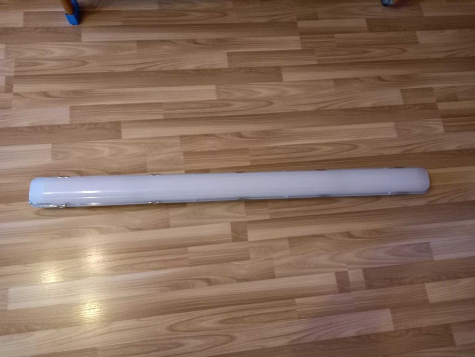 Нови  LED осветителни тела 120 см, 36W, влагозащитени