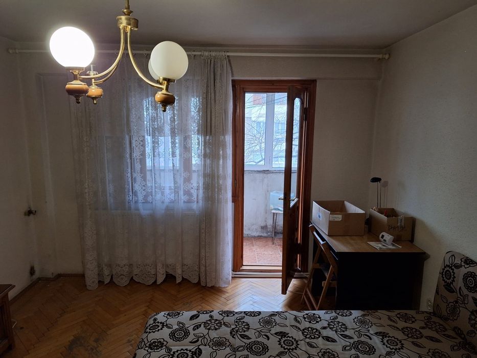 Focsani - Apartament 3 camere, 65 mp, zona centrala