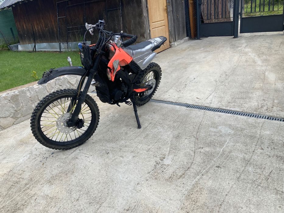 Krosov motor 250cc X-moto XB 35