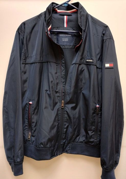 Geaca Tommy Hilfiger primavara/toamna, noua, din SUA, marimea L