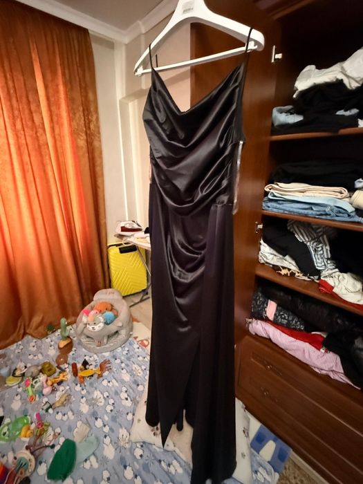 Платье черный вечерный 7К