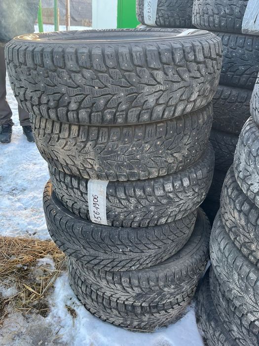 Продам шины комплект