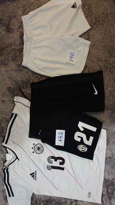 Оригинални спортни дрехи 5 лв за брой