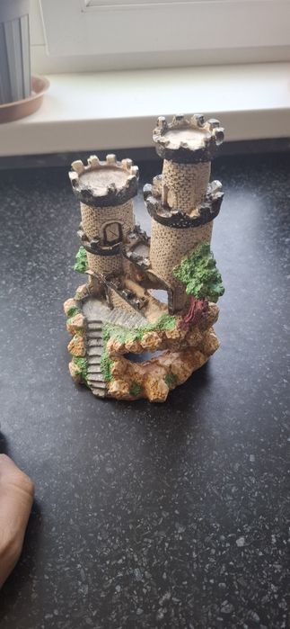 Замок для аквариума