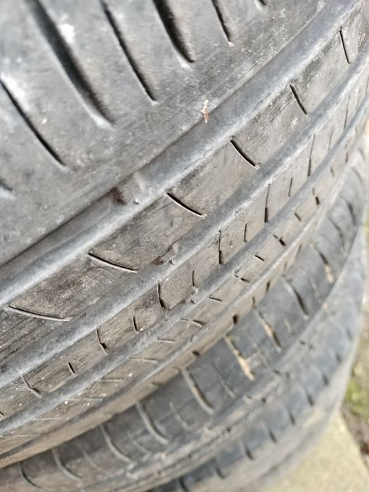 Roti suzuki 215/60R16