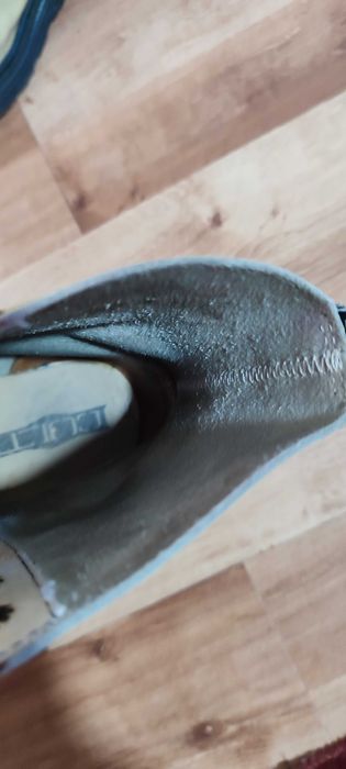 Боти Cult светещи