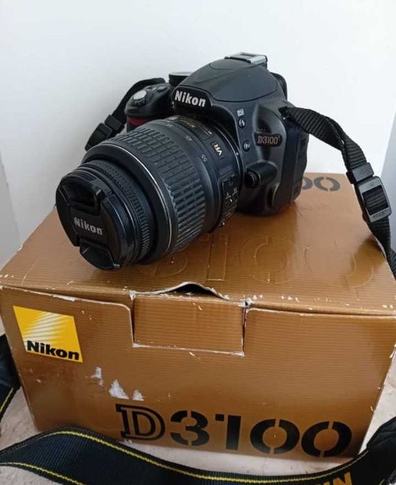 Nikon D3100 cu geanta transport