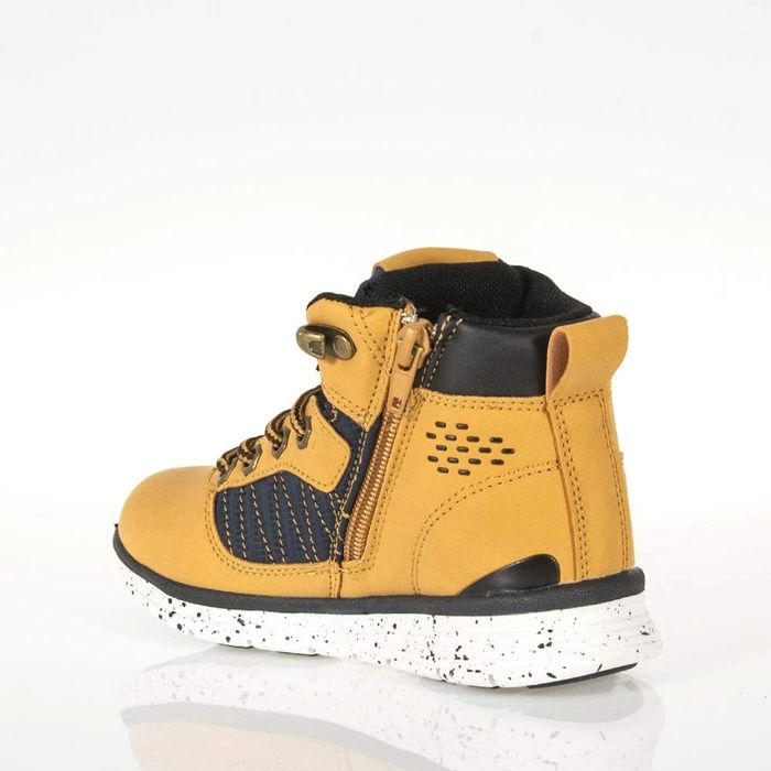 Нови боти Primigi,  номер 32