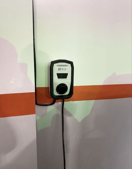 зарядка для электромобиля E Drive
