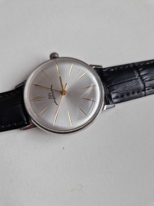 ЛУЧ, 23 камня, сделано в СССР, кал. 2209, 35мм, НОВ!