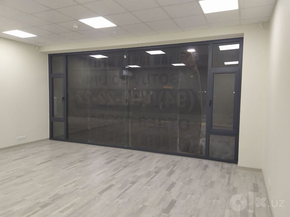 Стекляные перегородки 10 мм  Двери Витражы