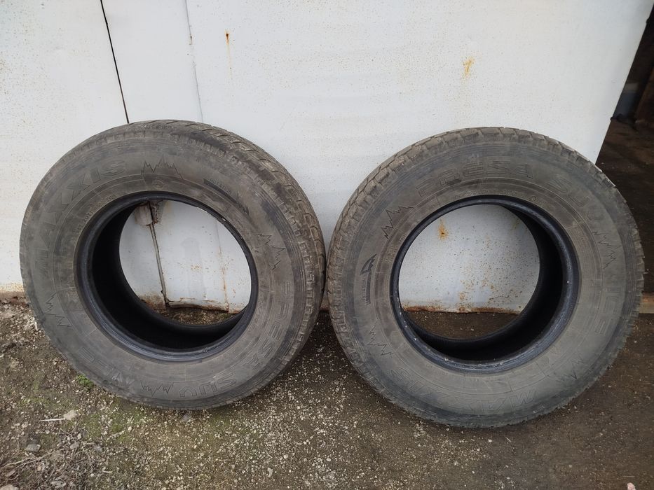 Продам шины на 15.