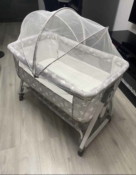 Patut bebelusi cu rotile