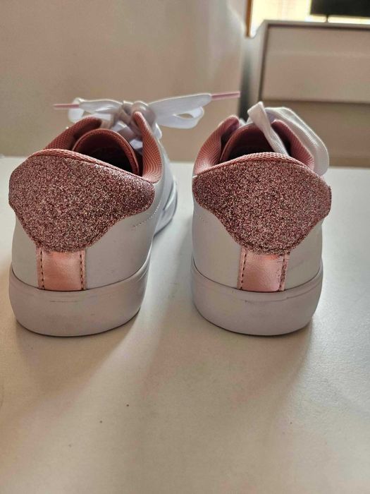 Продавам чисто нови обувки на Polo Ralph Lauren