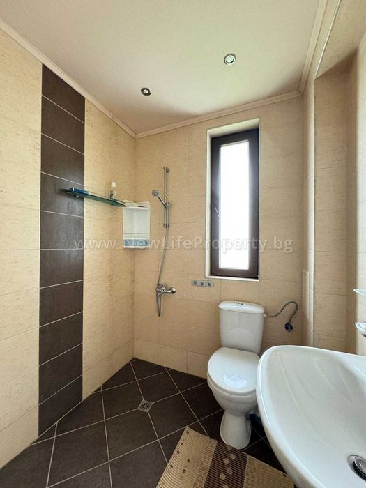 Продава се Къща в с. Кошарица, Област Бургас - 155 кв.м за 955 €/кв.м - Снимка #12