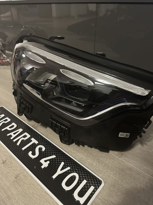 Фар десен Mercedes GLC W254 Digital Light Перфектен