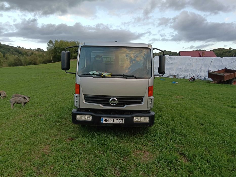 Nissan Atleon 3,5 T Tribasculabil 2007