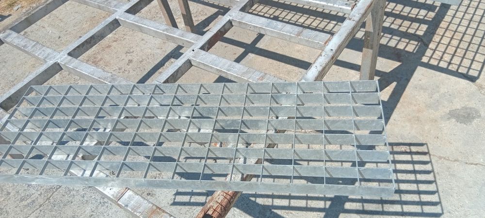 Vand treapta zincate