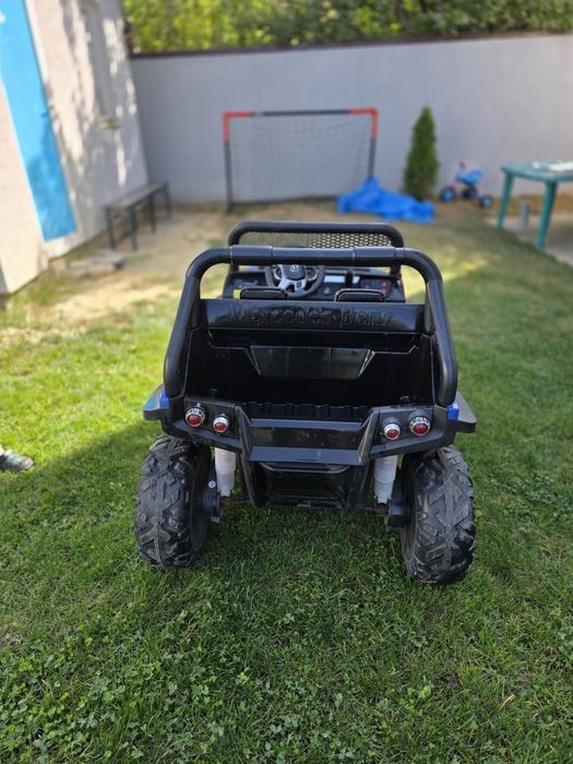 Mare Mercedes UNIMOG 4X4 pentru copii - baterie nouă