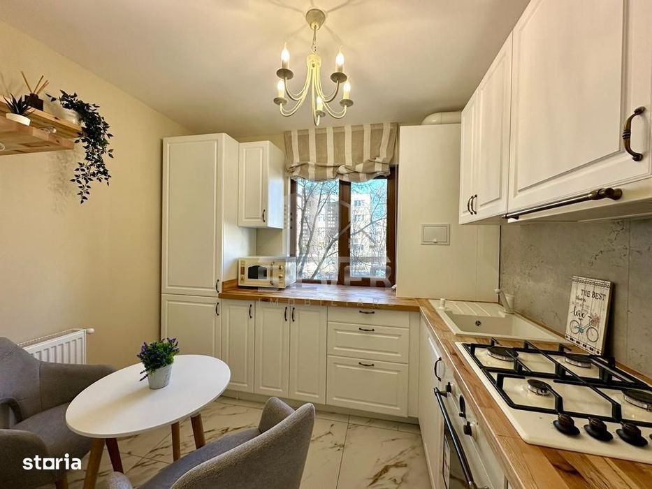 Apartament cu 4 camere/80 mp/PARCARE/ finisat aparte — fotografia 1