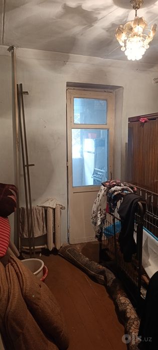 Регистан 2-ком кв срочно продаётся квартира.