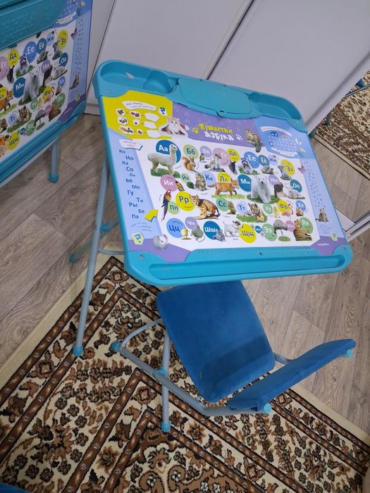 Детский парта  стол стулья