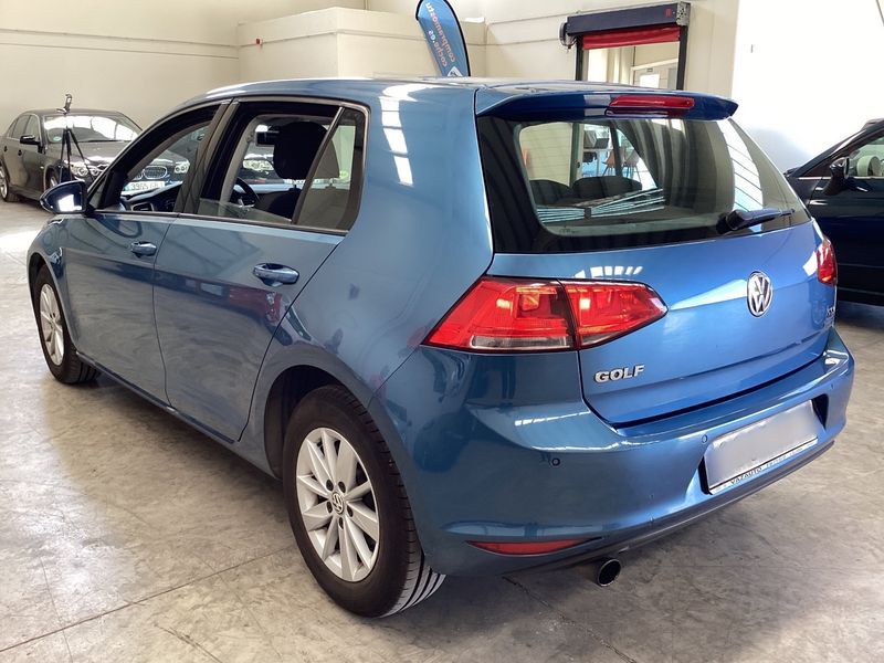 Volkswagen Golf VII 1.6 TDI Advance BlueMotion Tech 2013