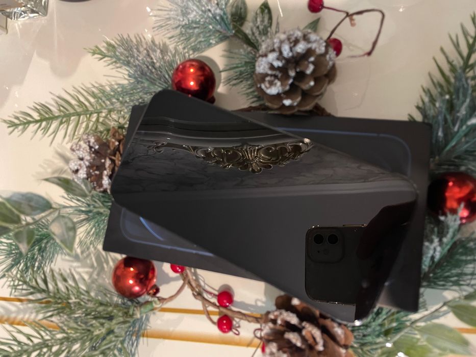 Продам Айфон 12 Про Макс 128Г