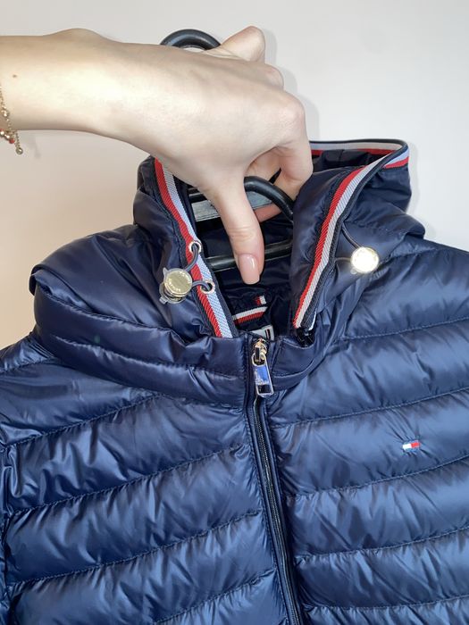 Geaca dama Tommy Hilfiger noua XS