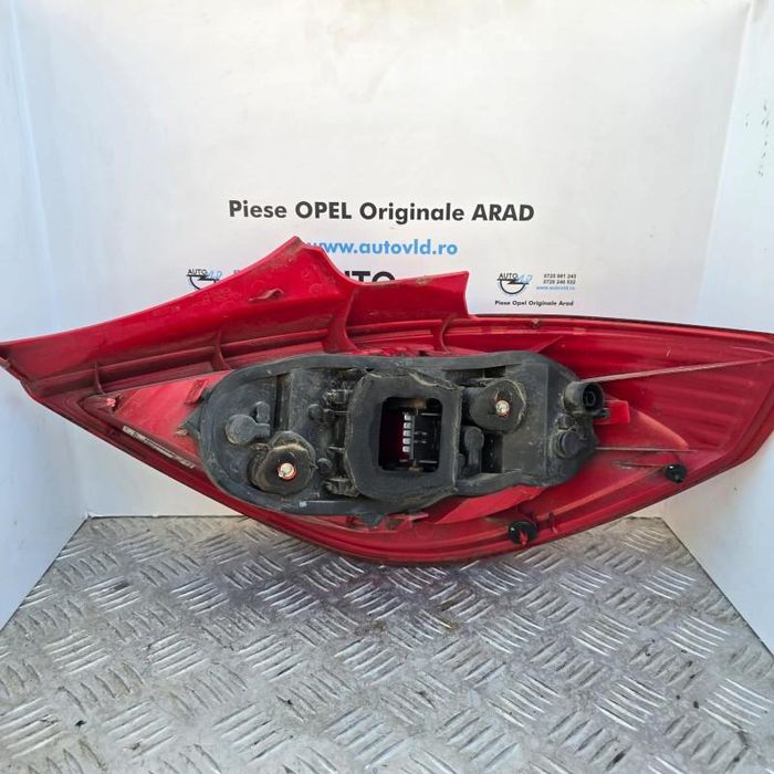 Stop rosu aripa stanga Opel Corsa D facelift