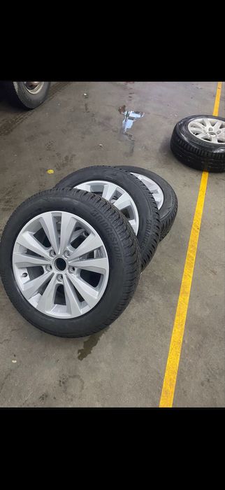 Bridgestone Blizzak LM005 205/55 R16 91H