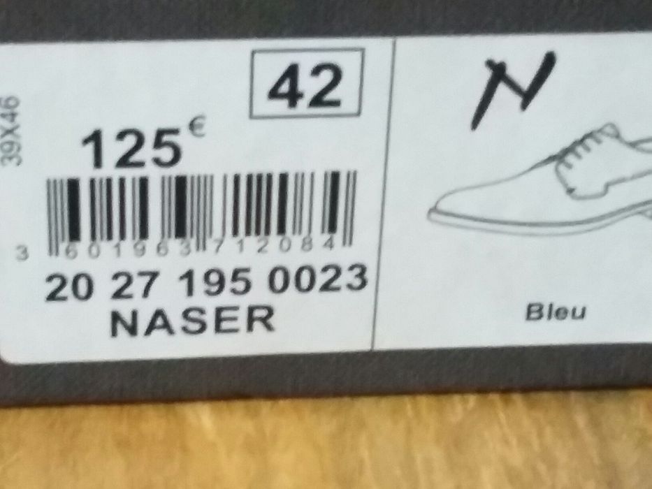 Ghete Pius Gabor din piele naturala. Noi nepurtate, in cutie.