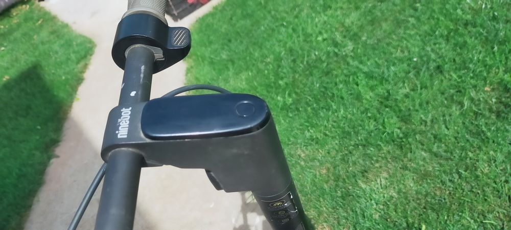 Trotineta ninebot