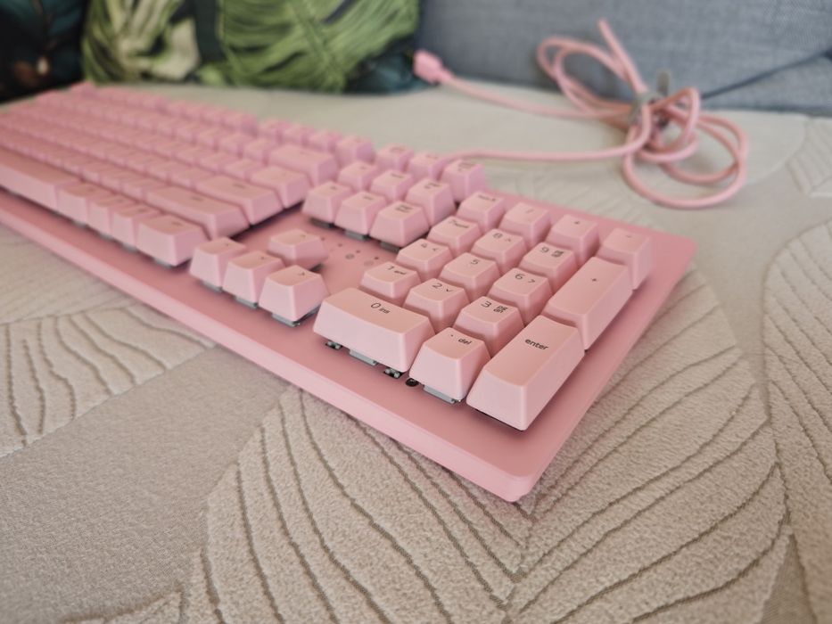 Клавиатура Razer Huntsman Quartz Pink