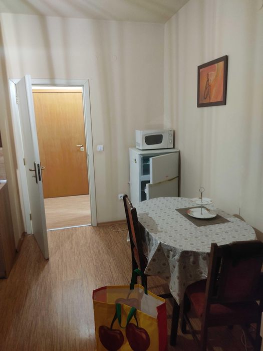 Дава се под наем Двустаен апартамент в София, Студентски град - 54 кв.м за 649 € - Снимка #1