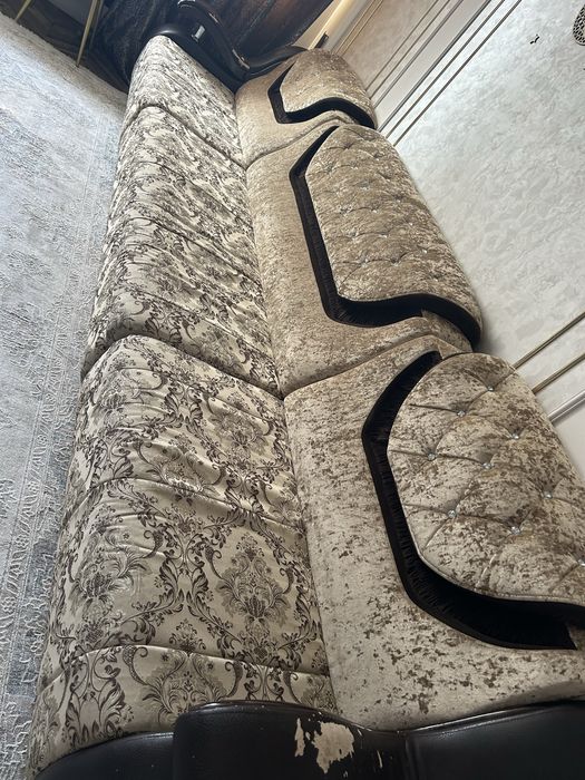 Диван для гостинной