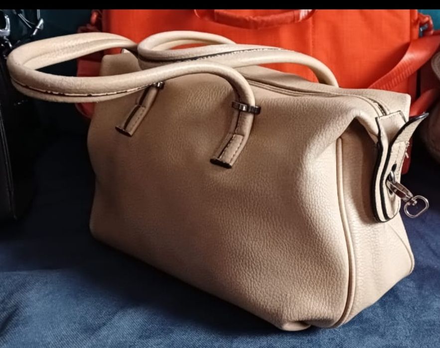 Сумки. Женские. 6 штук.