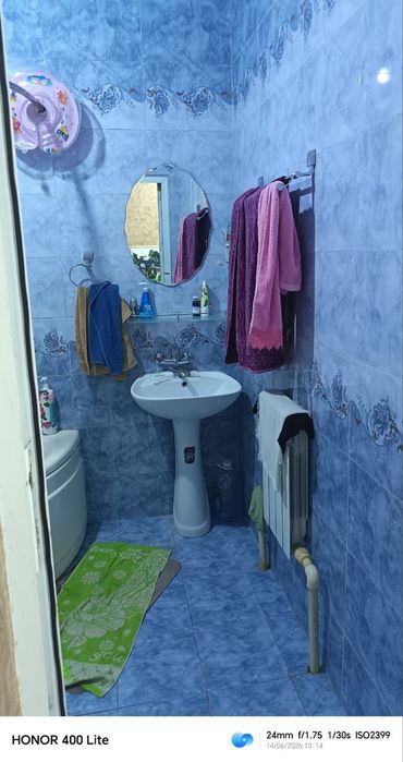 Sergeli tuman uzumzor mahala srochna sotiladi