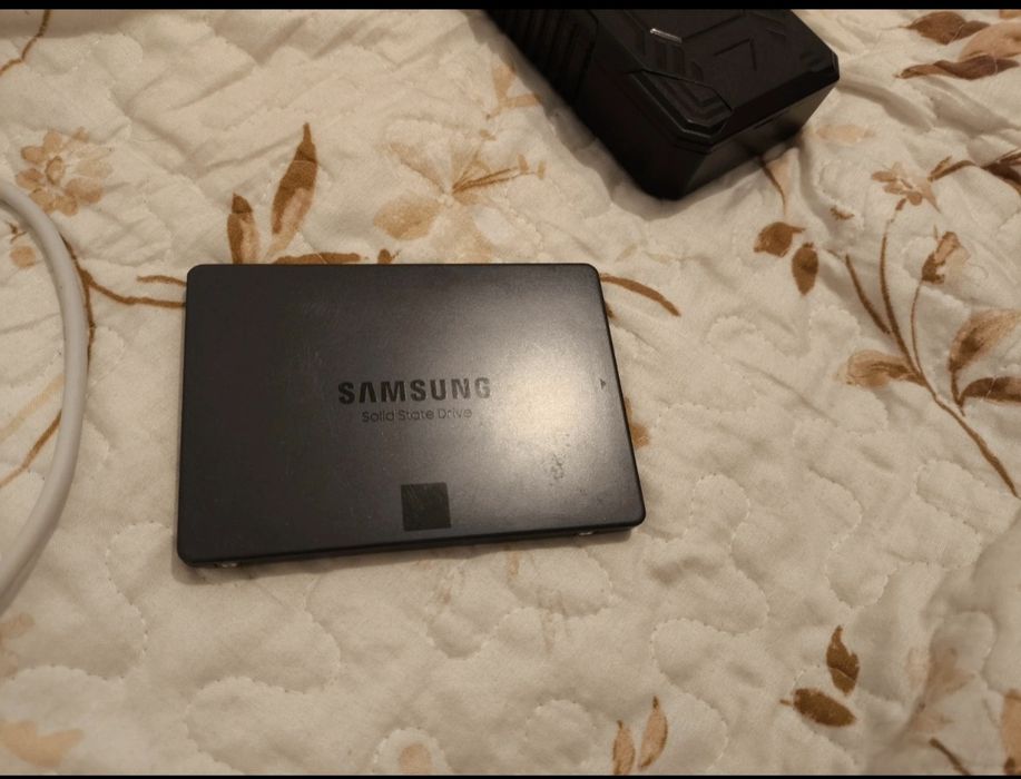 Samsung 1tb ssd sata