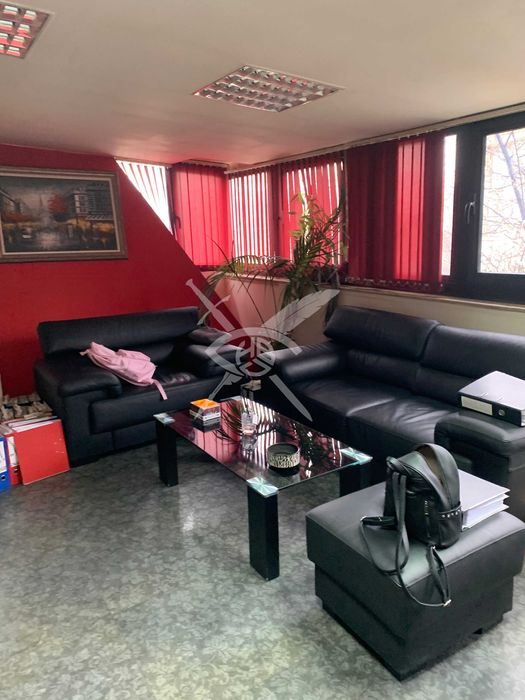 Продава се Къща в София, Манастирски ливади - 643 кв.м за 2487 €/кв.м - Снимка #2